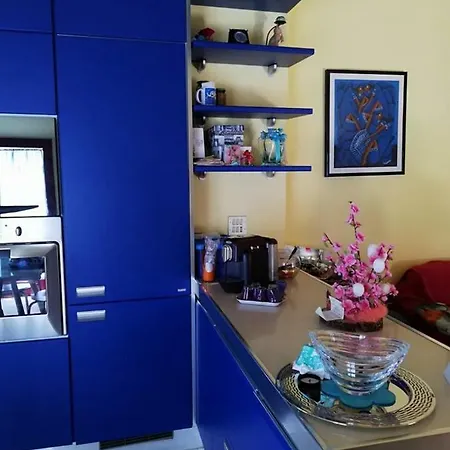 Apartment Mansarda Finemente Arredata 400 Mt Dal Mare Locri