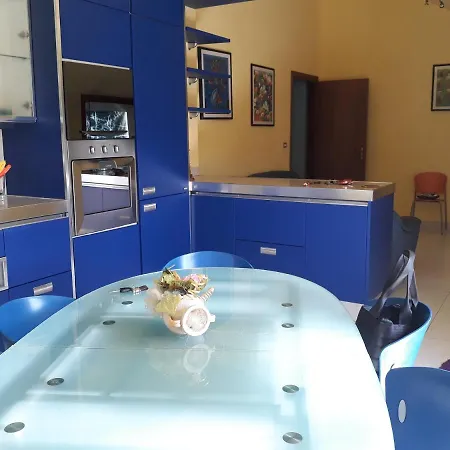 Apartmán Mansarda Finemente Arredata 400 Mt Dal Mare Locri